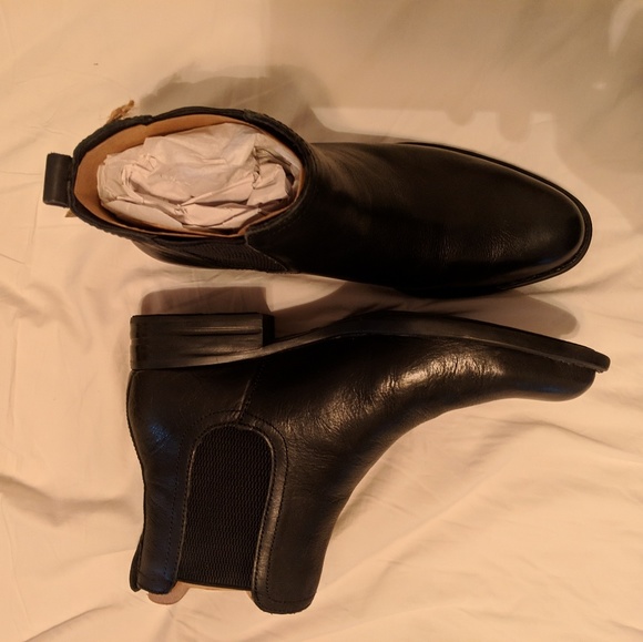 born casco black leather